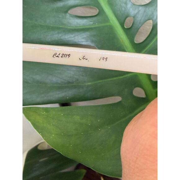 Authentic Chloe Myrte CL 2119 Oversized Ivory Sunglasses with Case main image 15